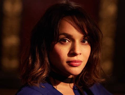 Norah Jones Talks About Her New Album Day Breaks