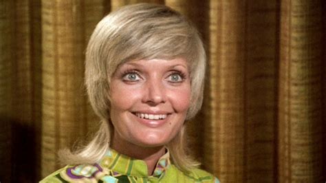 florence henderson the brady bunch actress dead at 82 rolling stone