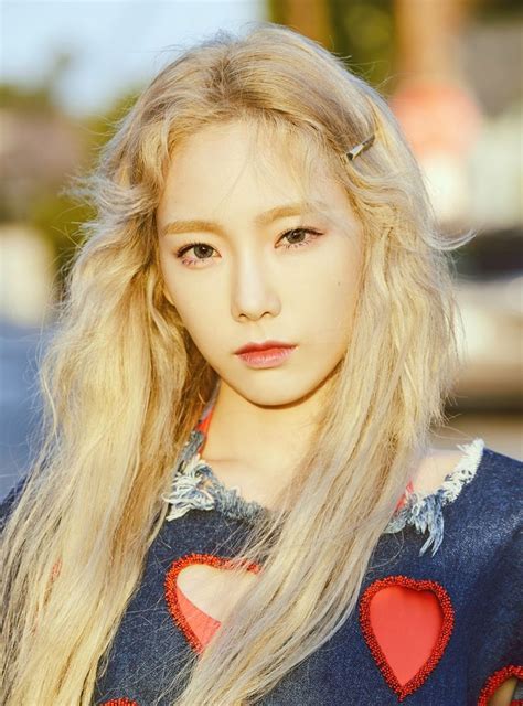 Taeyeon 2nd Mini Album Why Teaser Official Photo
