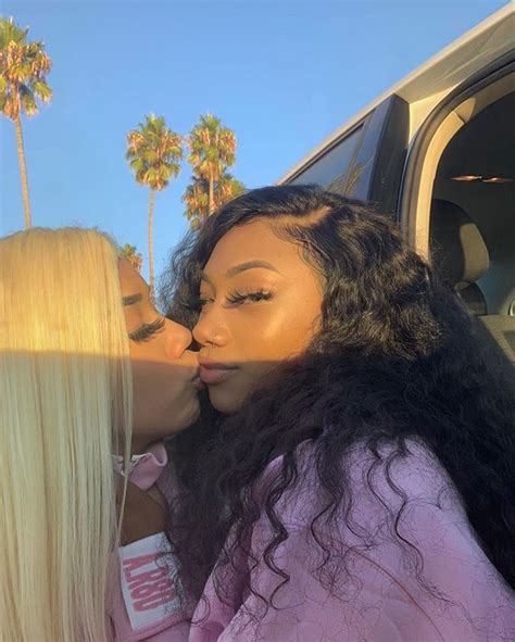 Pin Nylaanylaa Couples Vibe I Kissed A Girl Black Lesbians