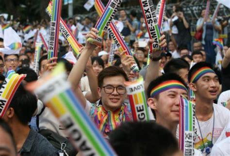 Taiwan Court Legalises Gay Marriage In First For Asia Bangkok Post News