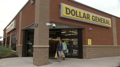 dollar general dedicates  hour  shopping  seniors  battle