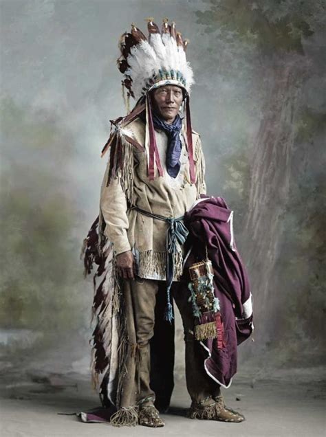 Pin By Deriviere On Les Indiens Du Monde Native American Men North
