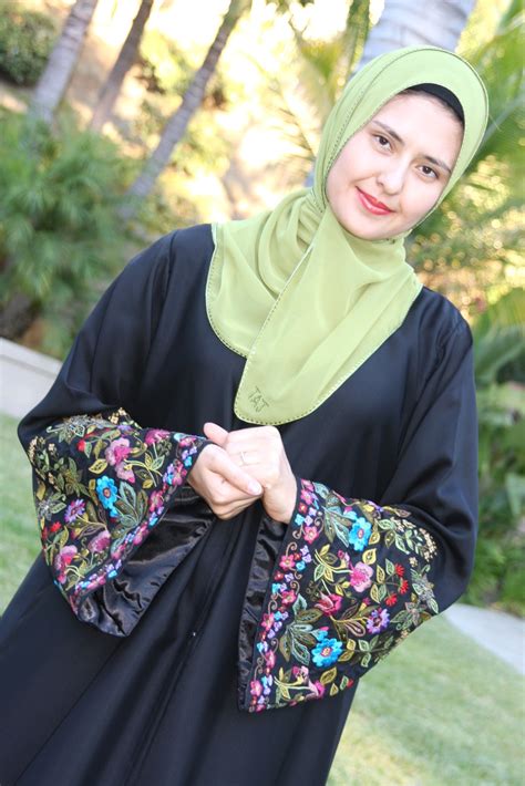 abaya colorful abaya style jilbabs  abayas  abaya styles