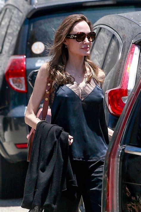 Angelina Jolie Braless Nipple Pokies In Black Top