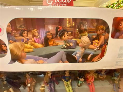 this ralph breaks the internet doll set includes 15 disney