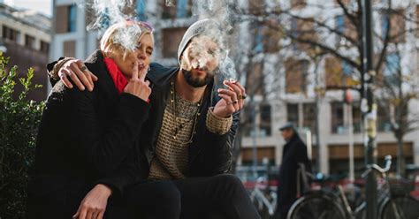 your sex on weed couples who smoke together have more orgasms