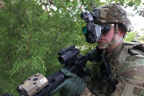 army marines  buy thousands   binocular style night vision goggles militarycom