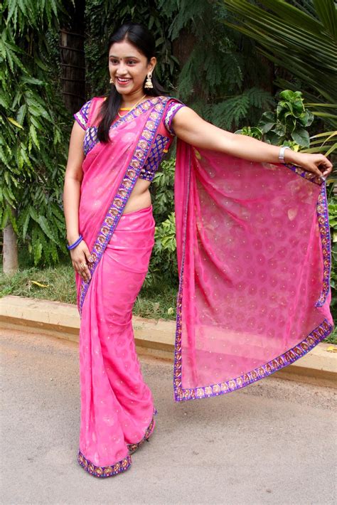 beauty galore hd priya anduluri very hot in pink saree candid on the street