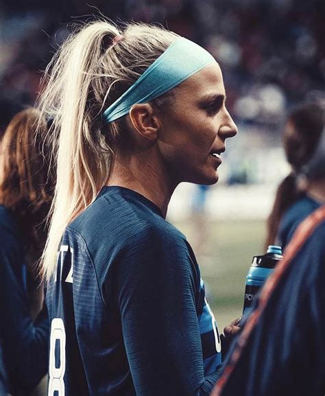 julie johnston ertz atjulieertz instagram    usa soccer women soccer hair