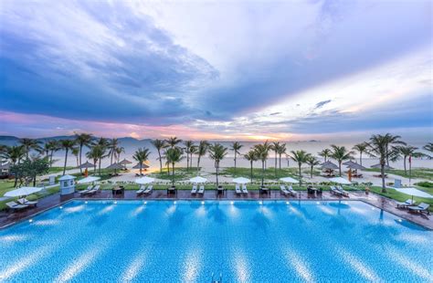 book vinpearl resort spa long beach nha trang  cam lam hotelscom