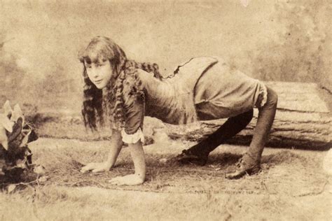 10 Unbelievable Photos Of “freak Show” Performers From The Past