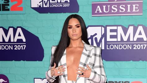 Demi Lovato To Play Icelandic Singer In Netflix Comedy Eurovision
