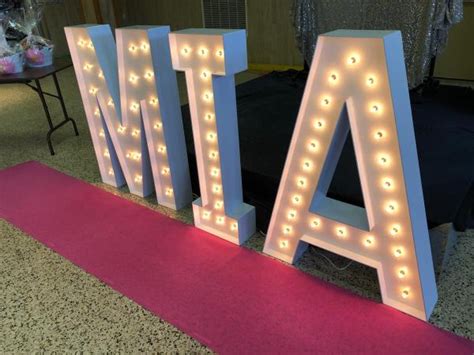 custom marquee letters