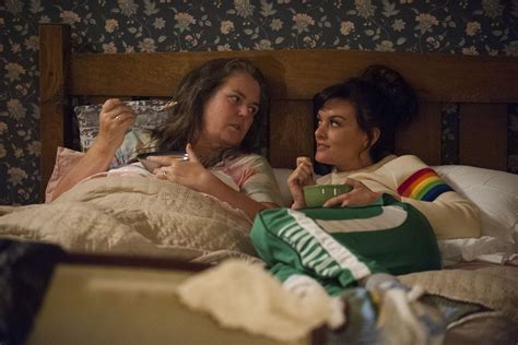 Frankie Shaw Is A Mother In Charge On Showtime Comedy Smilf