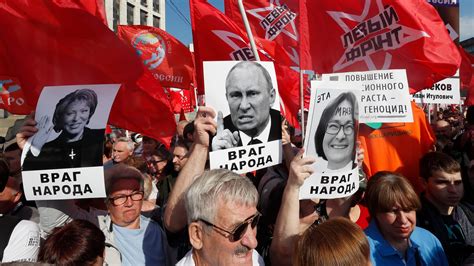 Russia Protests Thousands Decry Putin Plan To Raise Pension Age