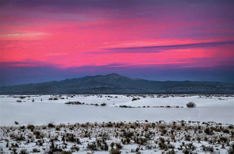 Pink Sunset White Sands National Monument New Mexico Photograph By