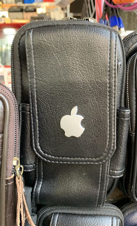 apple wallet  rcrappyoffbrands