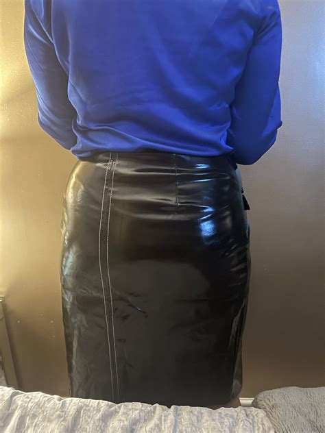 milfs in leather 8️⃣k on twitter rt satinshell ready for cocks to