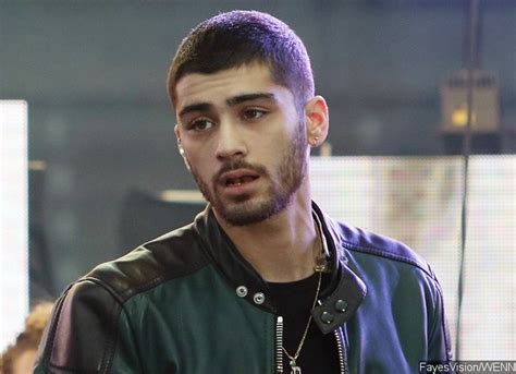 fans freak out over video of a zayn malik lookalike performing oral sex