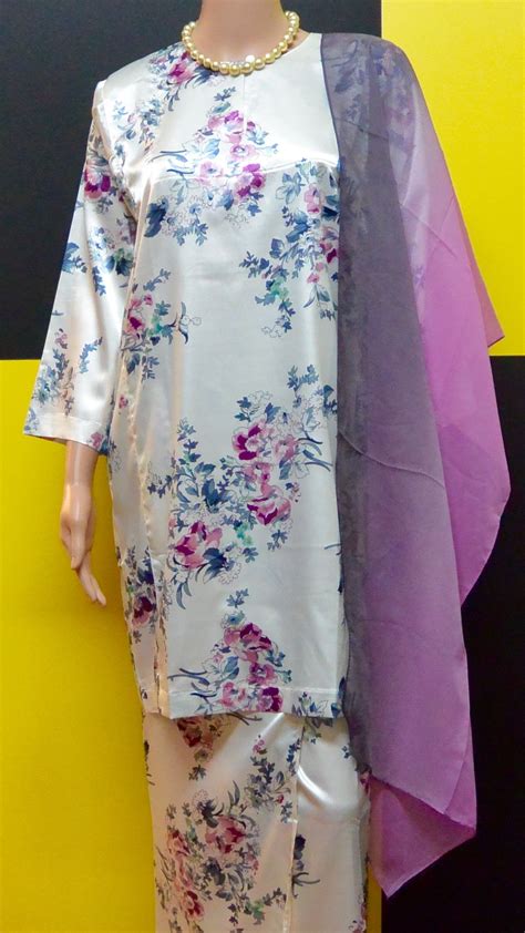 Traditional Baju Kurung In Silk Satin Necklace And Shawl Sold