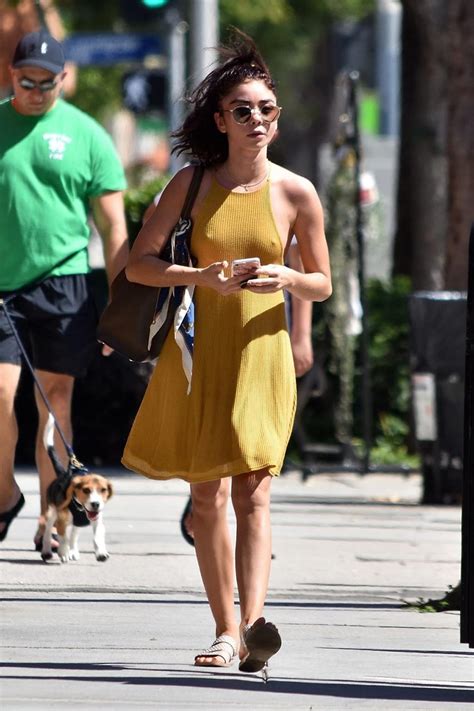 sarah hyland nipples poking in public scandal planet