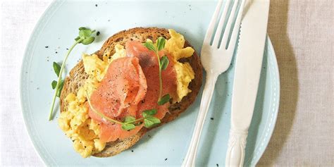 5 Sneaky Ways To Get More Protein At Breakfast Self