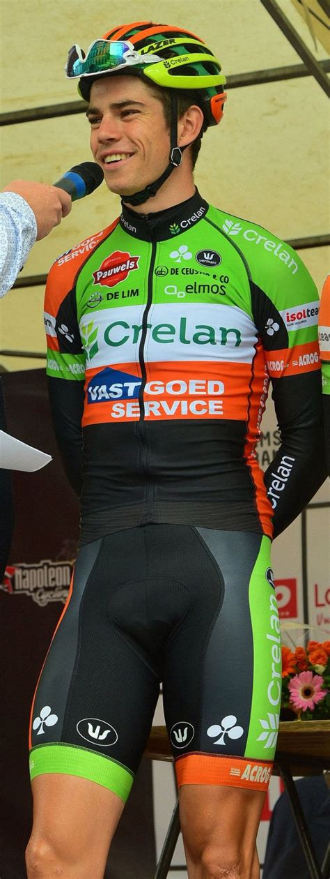 Male Cyclists In 2020 Cyclist Skinny Jeans Men Male Body
