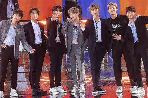 bts transform into music icons the beatles for late night debut