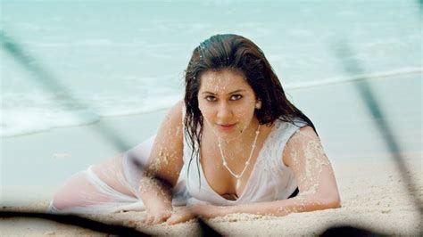 25 Latest Rashi Khanna Hot Sexy Navel Hd Photos In Bikini