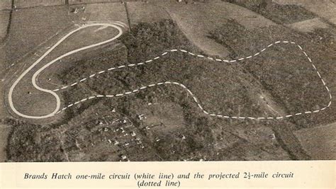track     brands hatch  early gp length  chicane