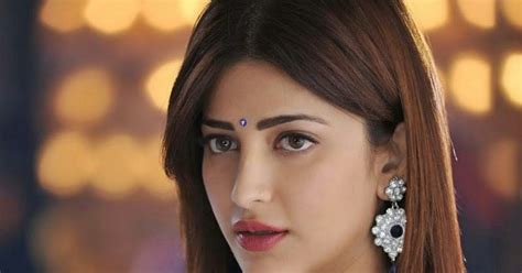 high quality bollywood celebrity pictures shruti hassan sexiest cleavage and navel show ever in