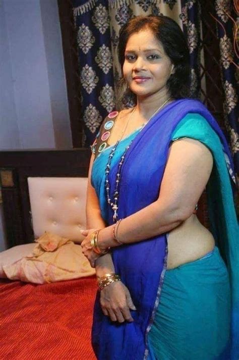 pin by md faruk on saeer in hot woman in 2019 aunty in saree indian girls indian aunty