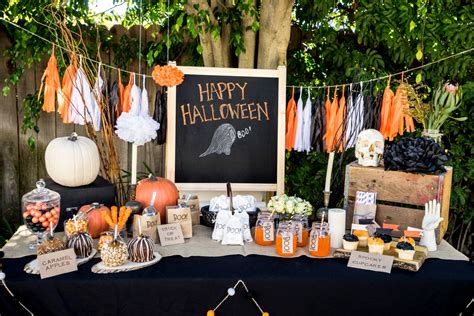 planning  perfect halloween party  kids huffpost life