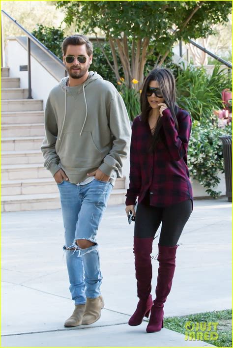 Full Sized Photo Of Kourtney Kardashian Scott Disick Grab