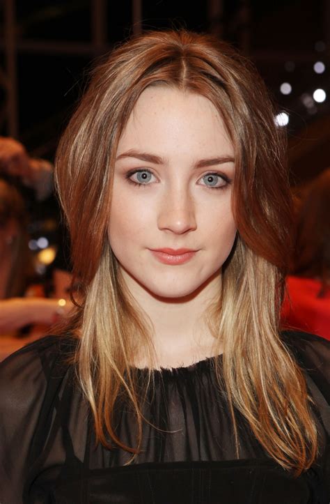 Hollywood Super Stars Saoirse Ronan Hot And Sexy Pictures
