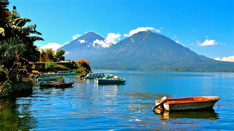 lagos de guatemala
