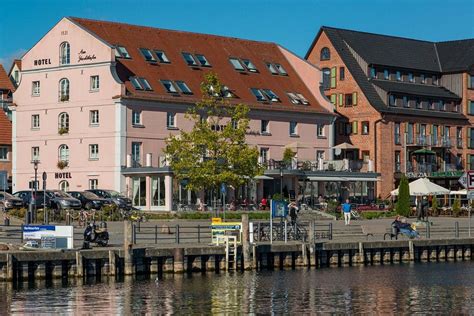 hotel  yachthafen prices reviews waren germany