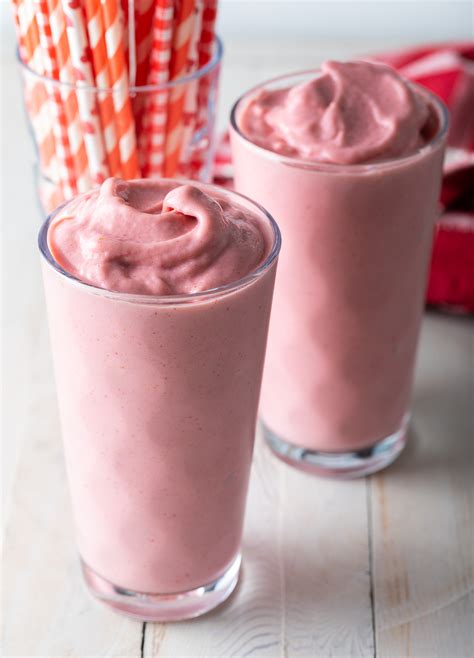 simple strawberry smoothie recipe  spicy perspective