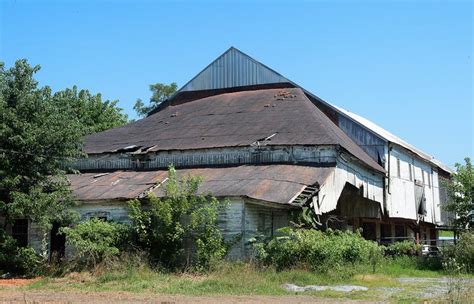 historic airport farm site   razed  artifact search