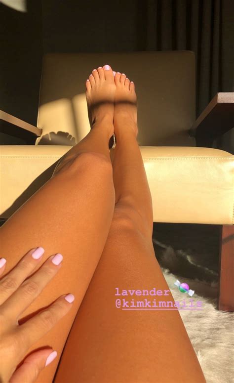 Kourtney Kardashian S Feet