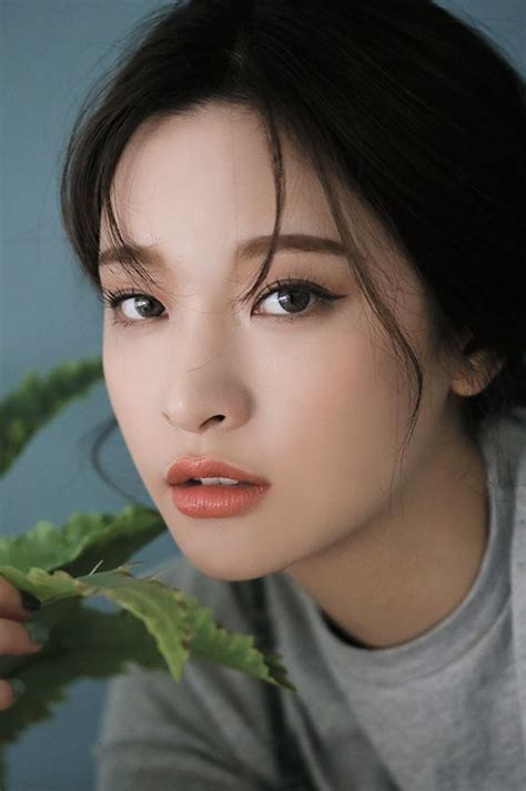 korean model without makeup