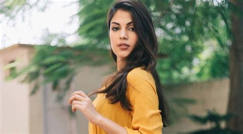 Rhea Chakraborty To Return To Movies In 2021 Entertainment News The
