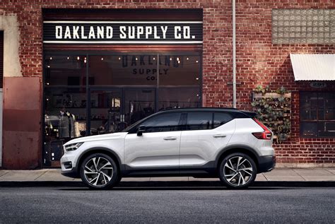 volvo xc   tone option exterior remains steel offers  inclusive ownership model