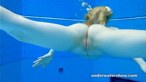 cute lucie is stripping underwater xvideos