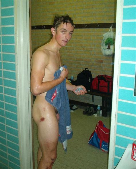 teams and sportsmen naked in locker rooms and showers