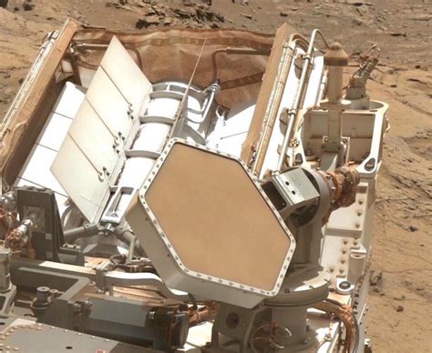 rovers   curiosity    point  move  high gain antenna  real time