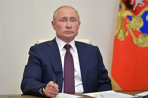 Putin Mocks Us Embassy For Flying Rainbow Flag Abs Cbn News