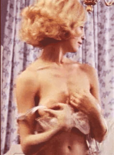 Naked Louise Turcot In Two Women In Gold