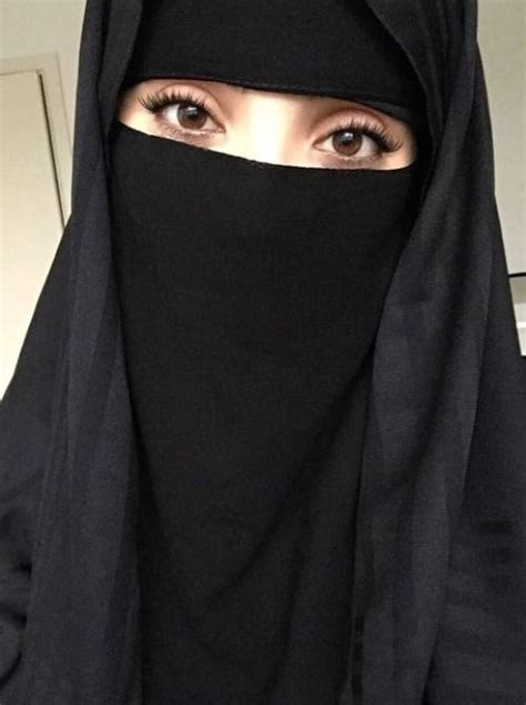 Pin By Nauvari Saree On Hijabi Queens In 2020 Hijab